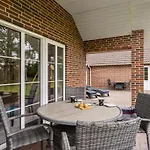 Hjalmsvider - 1km From The Sea By Interhome