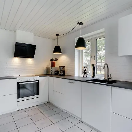 Holiday home Hjalmsvider - 1km From The Sea In Western Jutland By Interhome Blavand