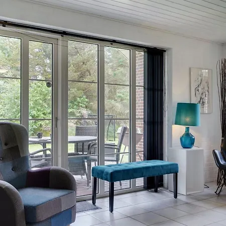 Hjalmsvider - 1km From The Sea By Interhome *