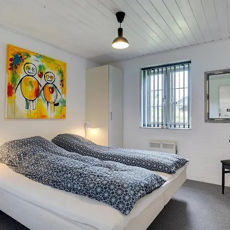 Feriehus Hjalmsvider - 1km From The Sea By Interhome