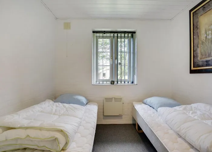 Hjalmsvider - 1km From The Sea By Interhome Semesterbostad