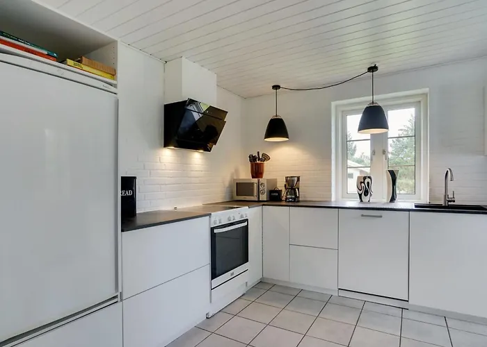 Hjalmsvider - 1km From The Sea By Interhome Blåvand