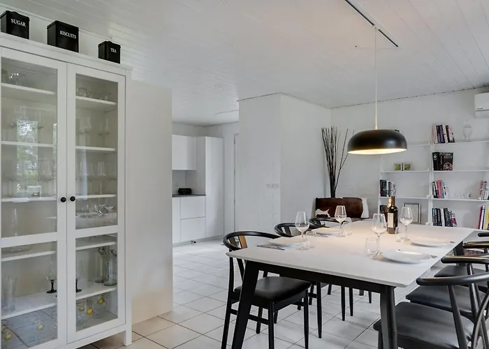 Hjalmsvider - 1km From The Sea By Interhome Semesterbostad