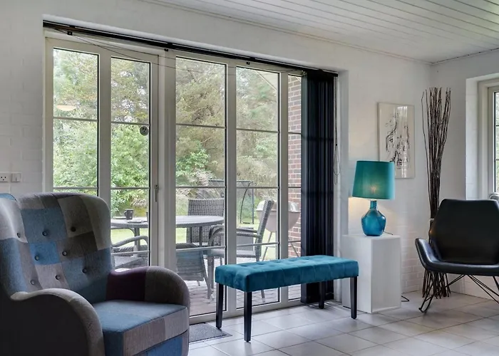 Hjalmsvider - 1km From The Sea By Interhome *